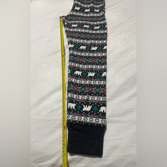 Old Navy Holiday Pajamas - Picture 10 of 10
